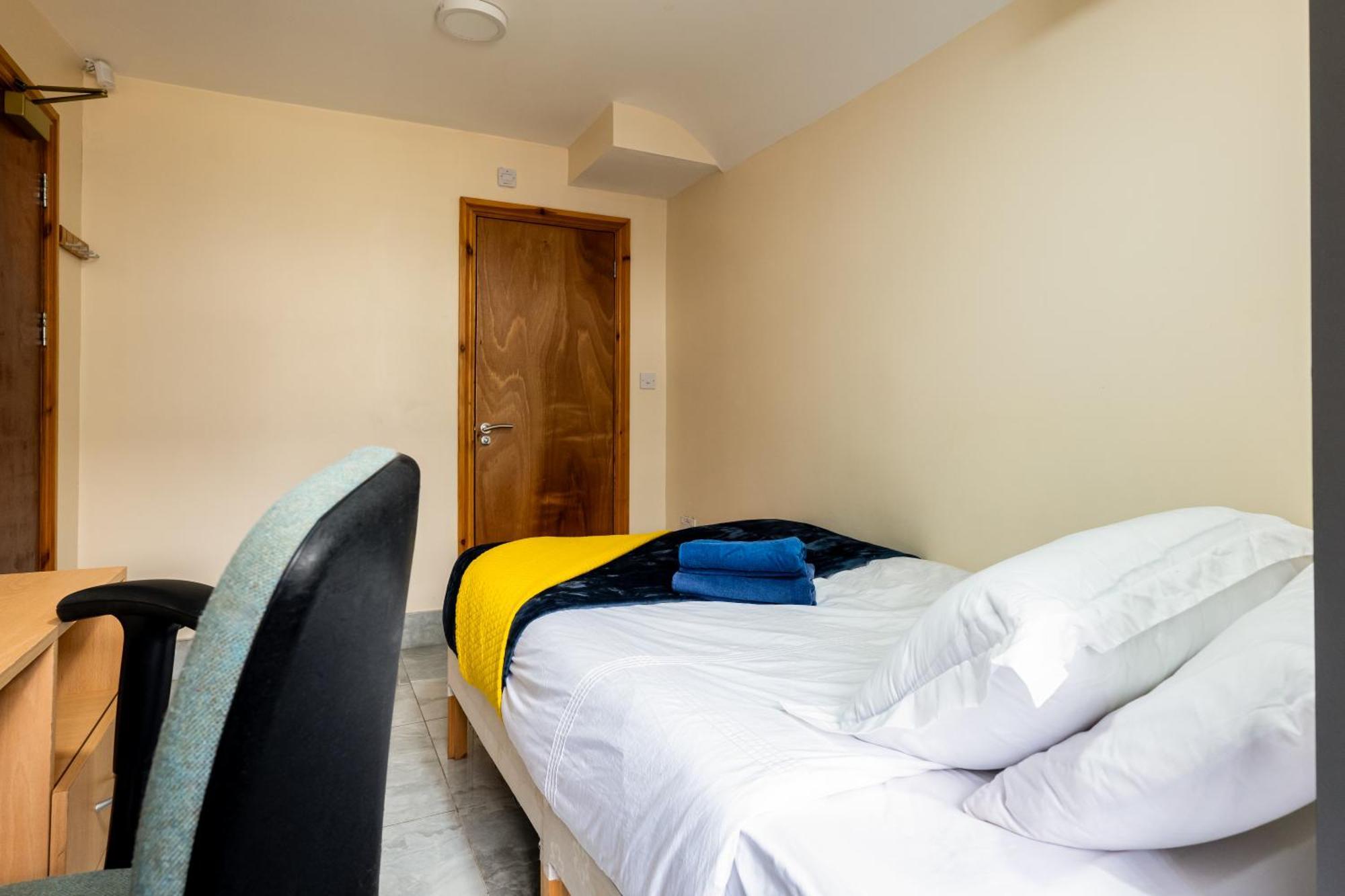 Private Rooms With Private Bathrooms In Selly Oak Бирмингам Екстериор снимка