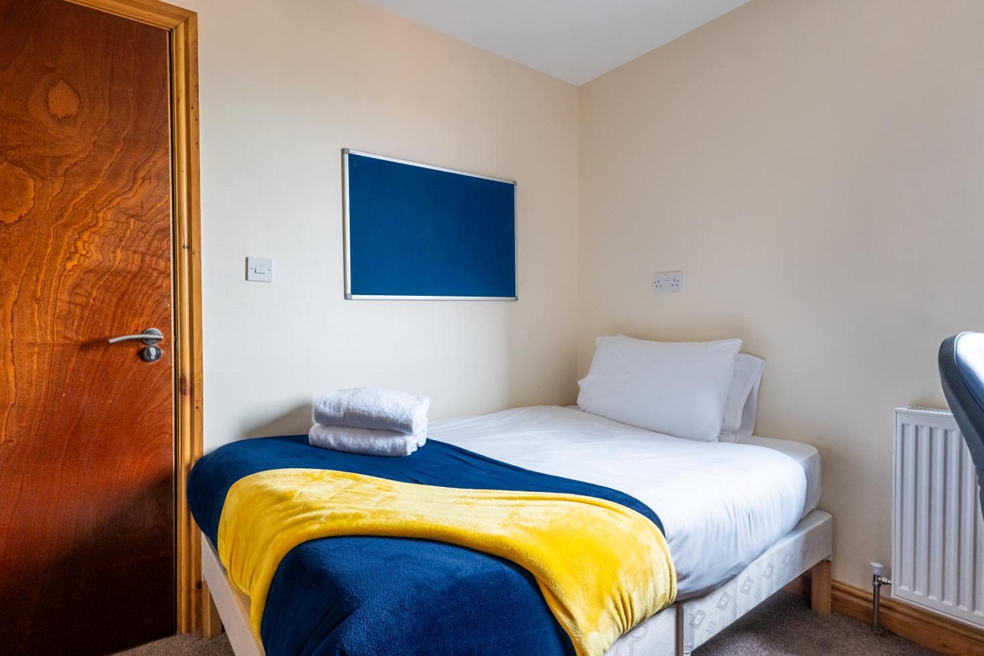 Private Rooms With Private Bathrooms In Selly Oak Бирмингам Екстериор снимка