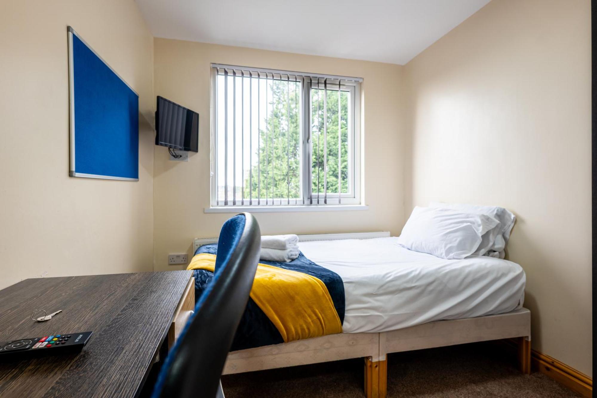 Private Rooms With Private Bathrooms In Selly Oak Бирмингам Екстериор снимка